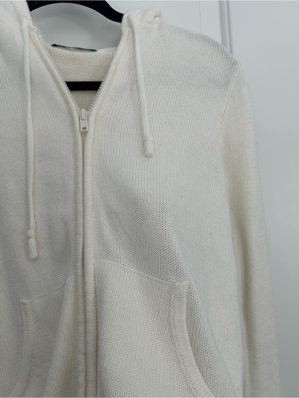 Brandy Melville White Knit Sweater Hoodie - Picture 2 of 4